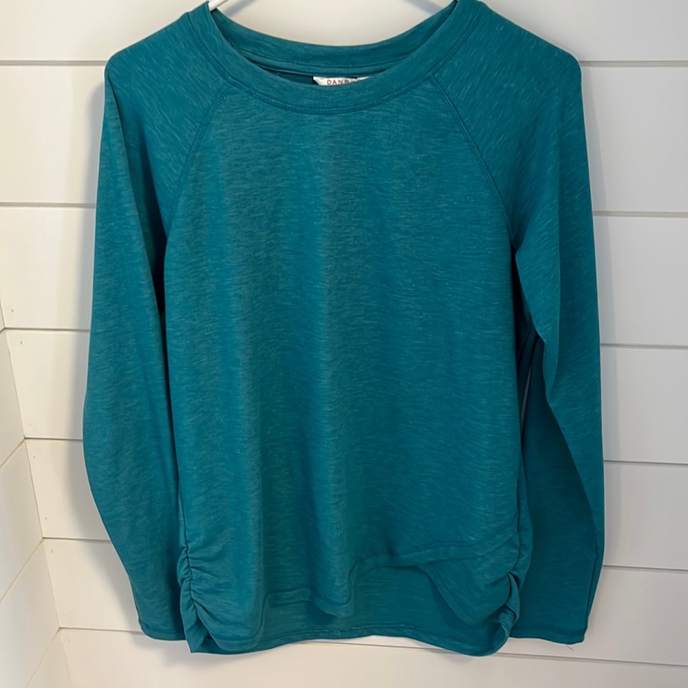 Danskin teal sweatshirt